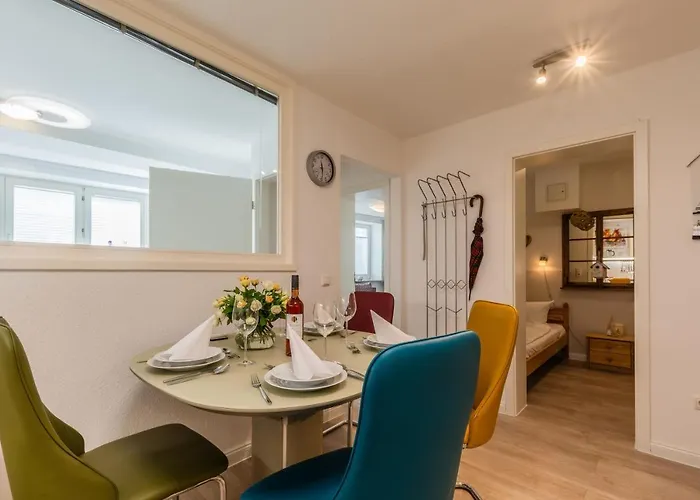 Villa Sirene, App 02 - direkt am Strand Binz