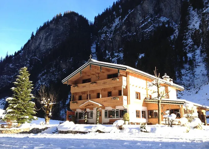 Alpenhaus Lacknerbrunn Mayrhofen