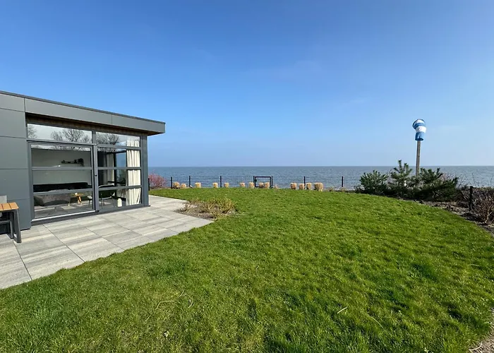 Enkhuizer Strand Chalet Meeresrauschen Erste Reihe mit Zaun Haus Nr 249 Enkhuizen