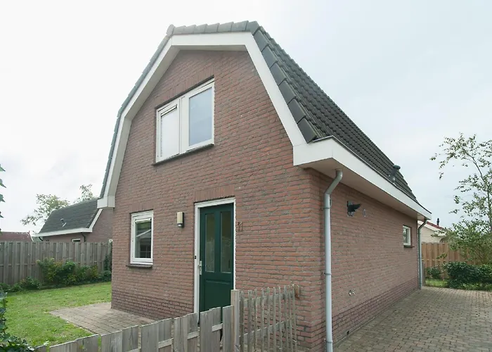 Nice House With Large Garden In Noordwijk And Near The Sea