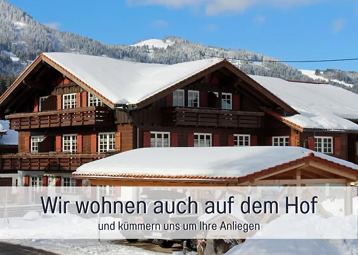 Biohof Burger, 3 sonnige Fewo, alle mit Balkon, Spielzimmer, Grillhütte, 7 km vor Oberstdorf Bolsterlang