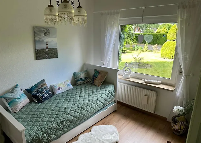 Ferienhaus Gisela - Ganzes Haus - Haustiere Willkommen - Hage - Nordsee