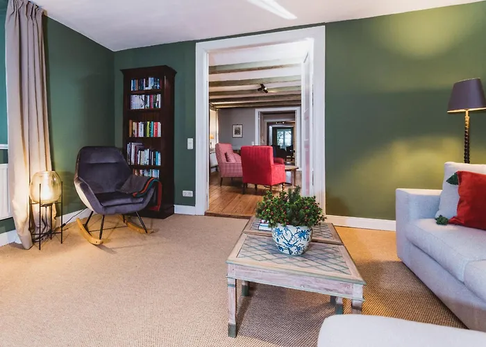 Herrenhaus Gut Dorotheenthal Damp