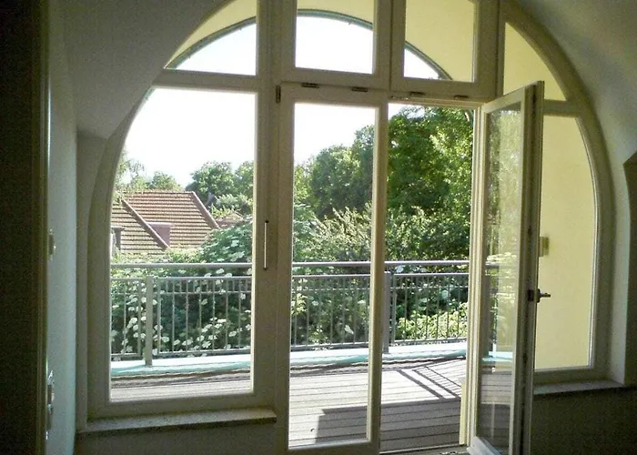 Havelpalais Comfortable Holiday Residence Potsdam