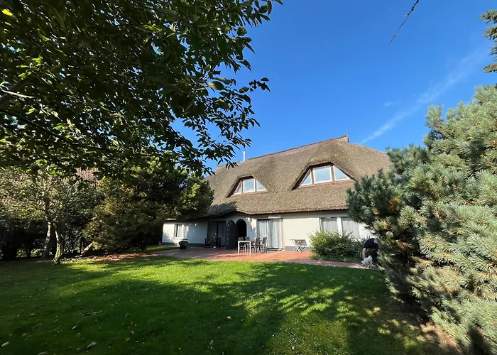 Kunsthaus am Hafen - umzäunter Garten, Sauna im Haus Breege