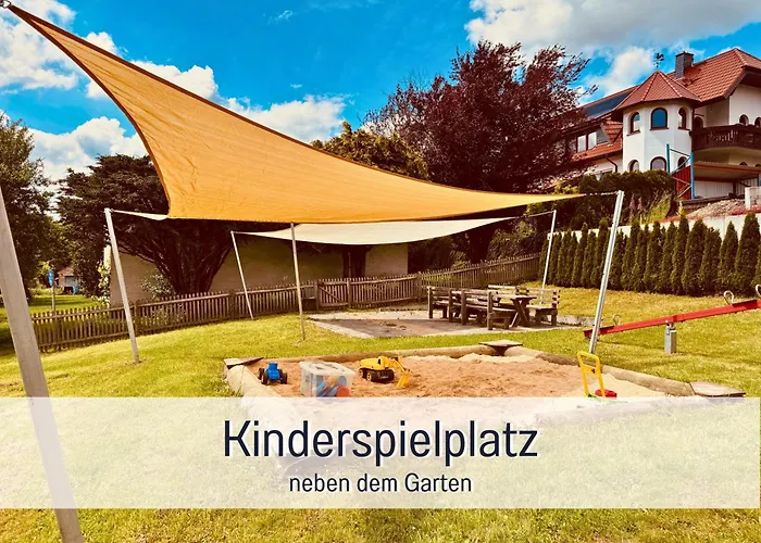 Ferienhaus mit Whirlpool - Garten&Spielzimmer - bis 6 Gäste Herbstein