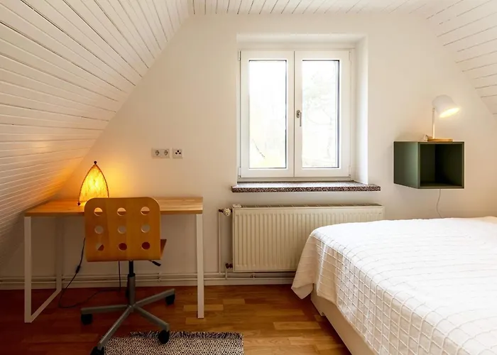 Ferienhaus "Bunter Fisch" - Direkt Am Deich, Stranduebergang 19 Wustrow 