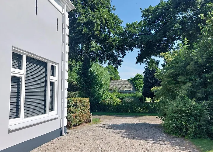 Hof Christina Vakantiewoningen Vrouwenpolder