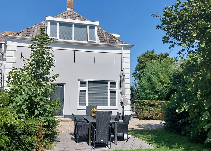 Hof Christina Vakantiewoningen Vrouwenpolder