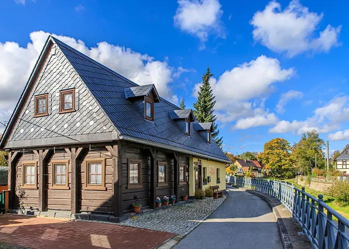 Ferienhaus Sissi - Wellness-Paradies in ruhiger Lage mit Whirlpool und Sauna Großschönau