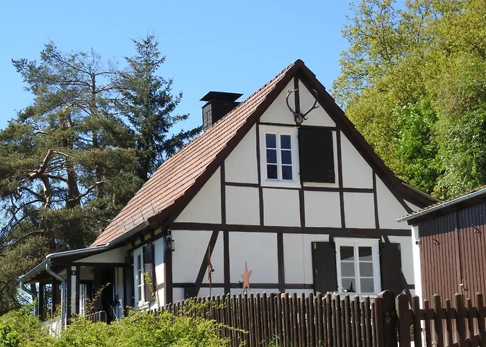 Linnehus am Diemelsteig Diemelsee