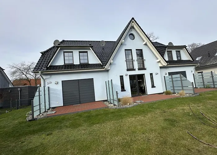 Helgoland 3 – Charmantes Ferienhaus für 8 Personen mit Terrasse&Wohlfühlatmosphäre! Prerow