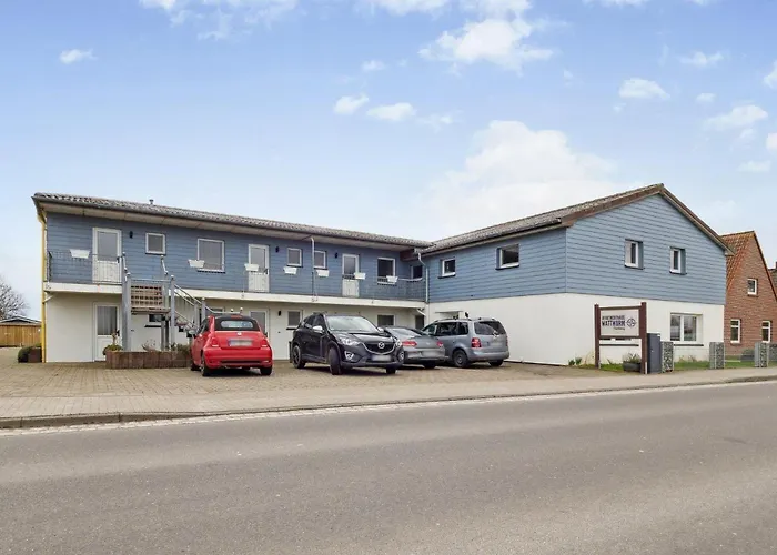 Apartmenthaus Wattwurm - Mit beheiztem Schwimmbad Friedrichskoog