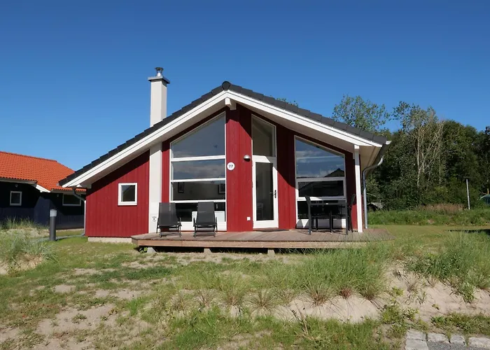 Holiday Vital Resort Ferienhaus mit Sauna, Kamin und Terrasse Großenbrode