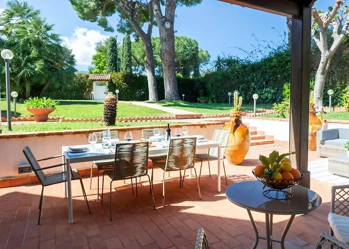 Donna Amalia Villa In Mondello Palermo