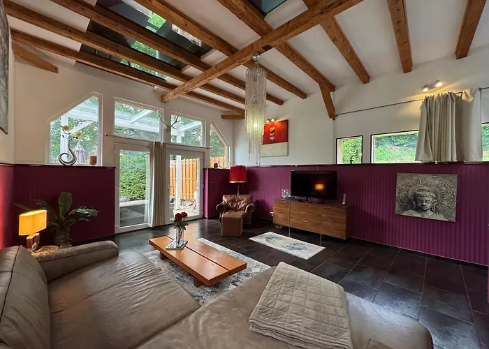 Chalet Stahl - Ferienhaus mit Pool Freiburg im Breisgau