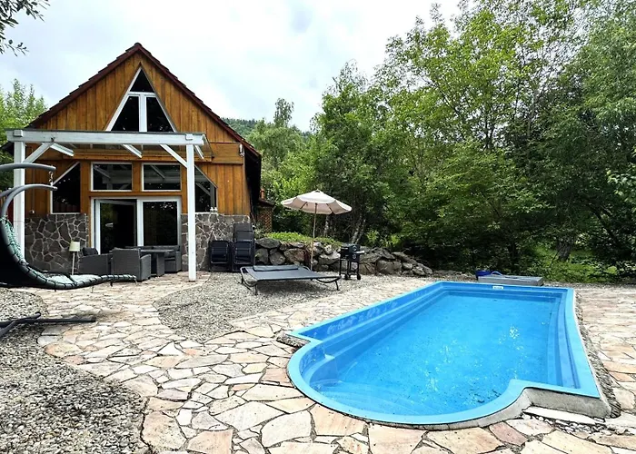 Chalet Stahl - Ferienhaus mit Pool Freiburg im Breisgau