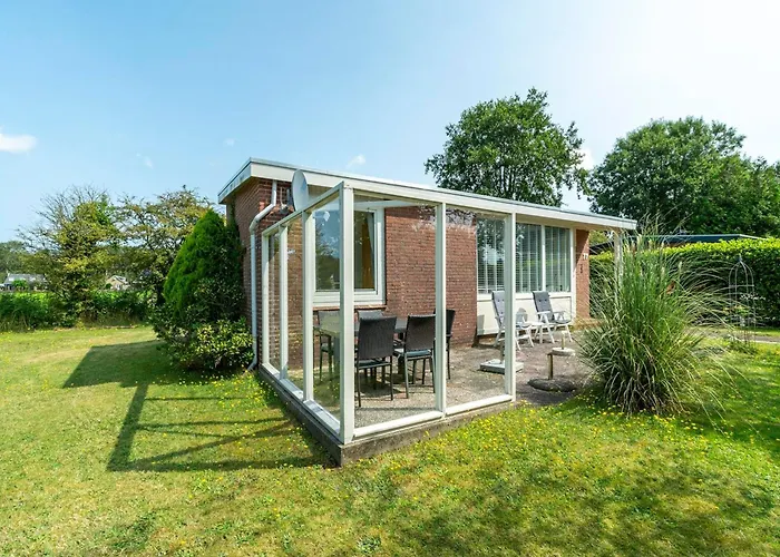 Holiday Home Near Bulb Fields With Garden Sint Maartensvlotbrug