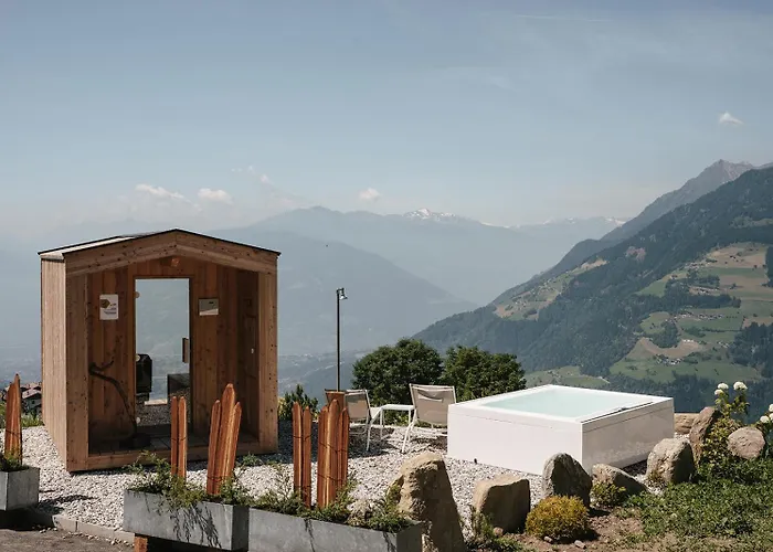 Ferienwohnungen Wiesbauer Schenna