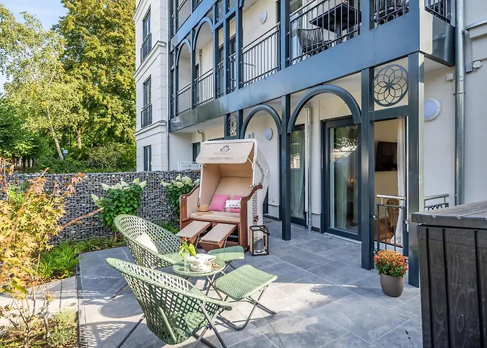 Villa Chloe Binz - App 1 Am Kurpark, Binz Exquisit