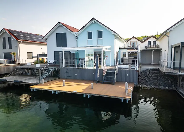 Seehaus Pippa mit Sauna&Whirlpool direkt am See Mucheln