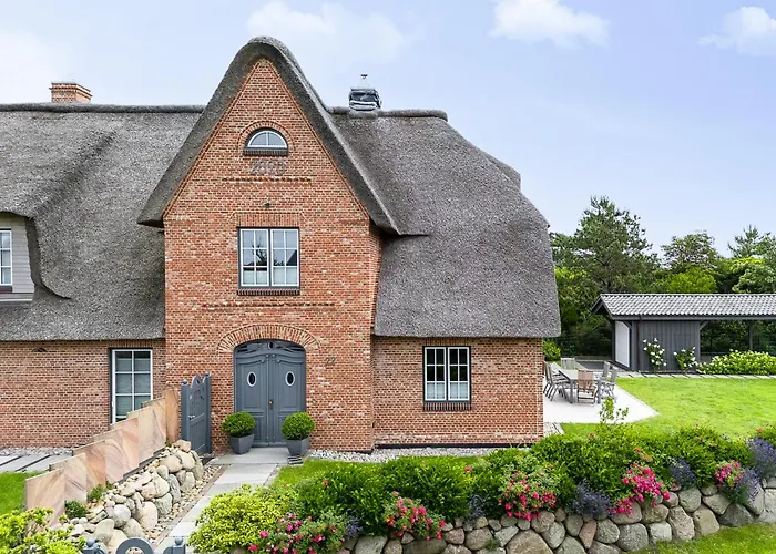 Villa Reetdachhaus Rüm Hart Huus Reetdachhaus Rüm Hart Huus Sankt Peter-Ording