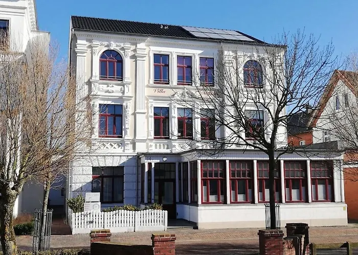 Villa Neptun - Holly Borkum