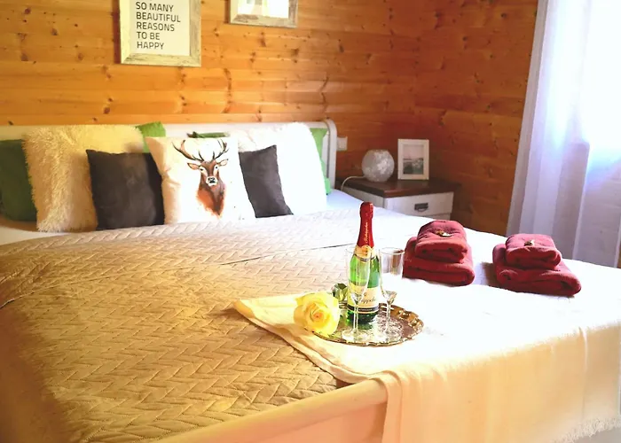 5 Sterne Ferienhaus Annika mit Kamin, Seeblick und großer Terrasse Rieden 