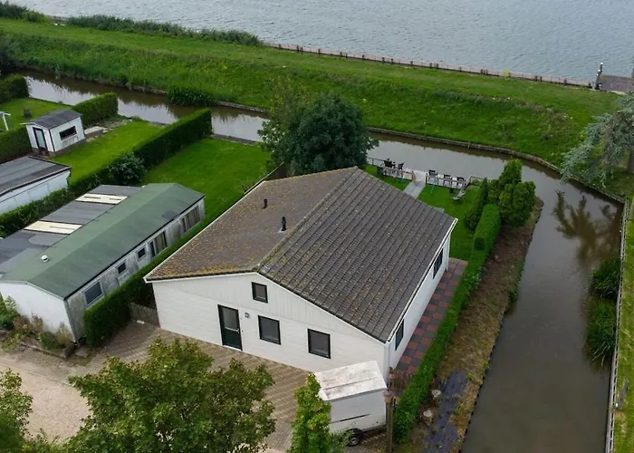 Wilgenroos Vakantiepark De Groote Vliet Wervershoof