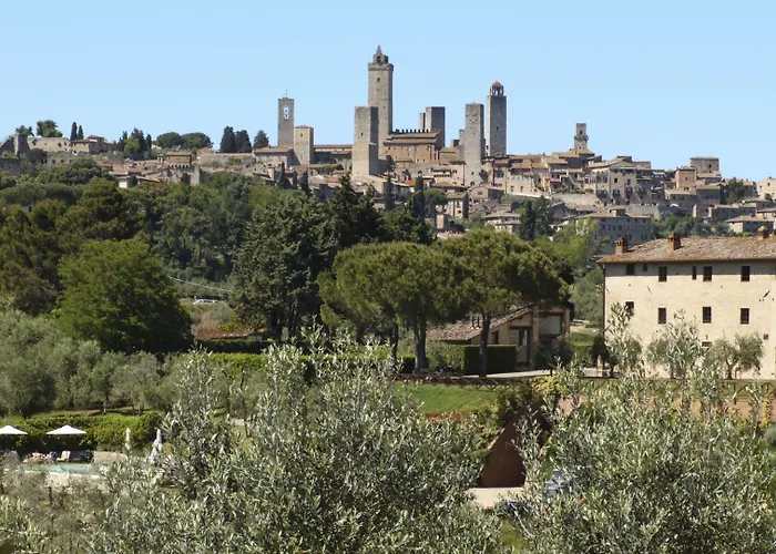 Villa Fattoria Abbazia Monte Oliveto San Gimignano