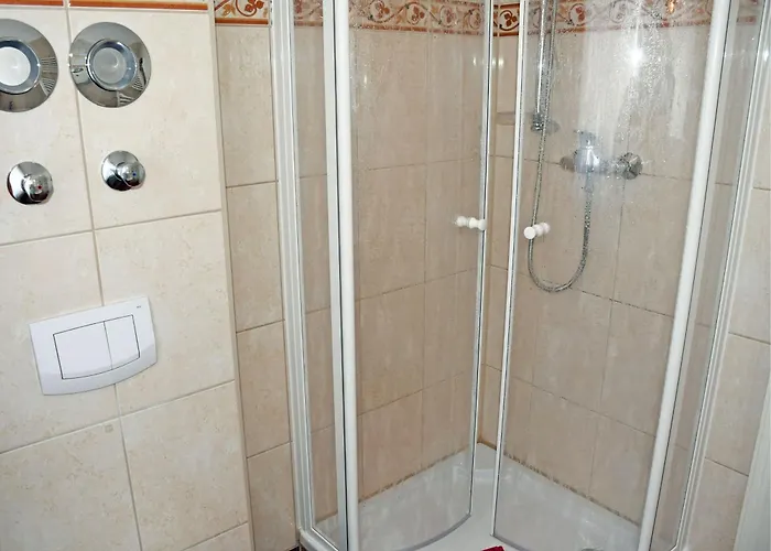 Villa Vitalis - Appartements und Wellness auf Rügen Sellin 