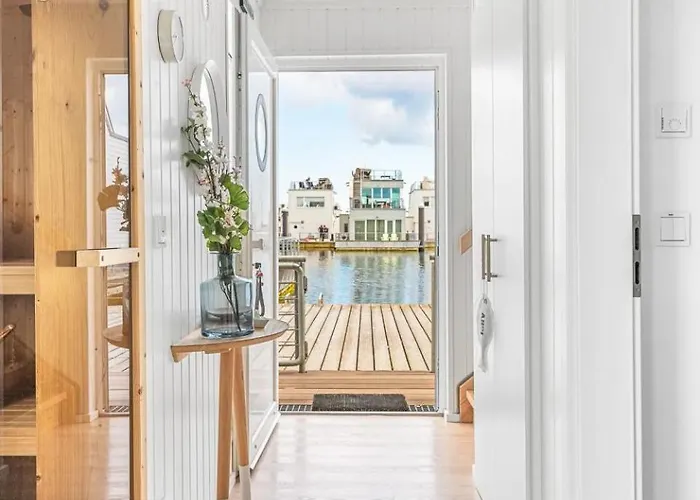 Villa Schwimmendes Haus Hygge Olpenitz