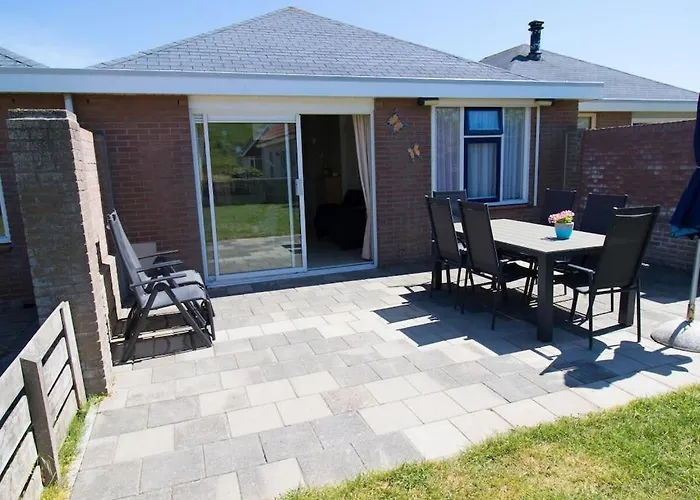 Holiday Home De Seinpost Callantsoog No 9