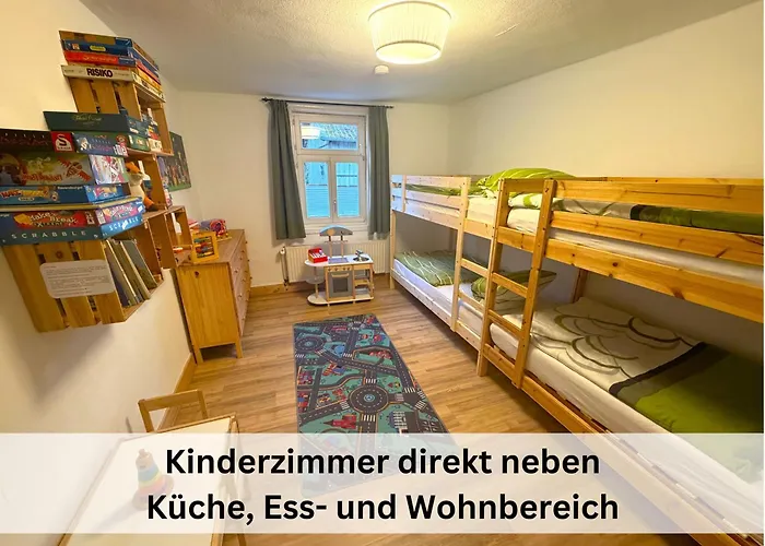 Komplettes Ferienhaus für bis zu 15 Personen mit großem Garten, Sauna-, Grill- und Fitnessbereich Eslohe