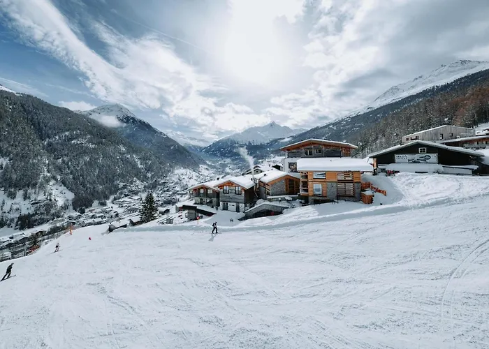 The Peak Sölden - Chalets mit Outdoor-Pool