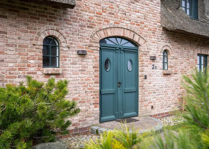 Villa Reetdachhaus ASK EMBLA Reetdachhaus EMBLA Böhl