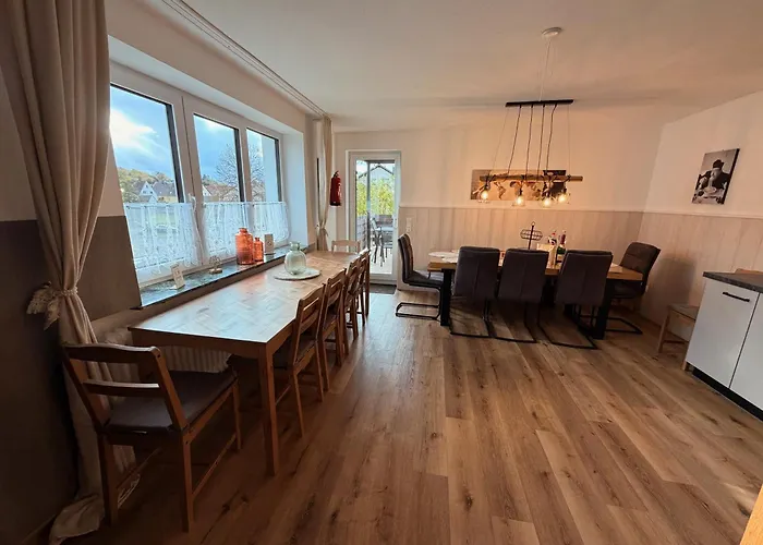 Ferienhaus mit Whirlpool - Garten&Spielzimmer - bis 6 Gäste Herbstein