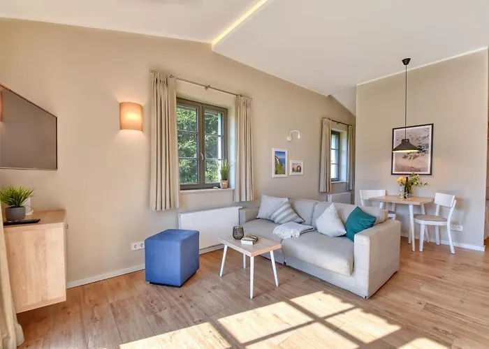 Ferienhaus Svantevit 31 Feriendorf Klein Stresow Rügen by ruyastay Putbus