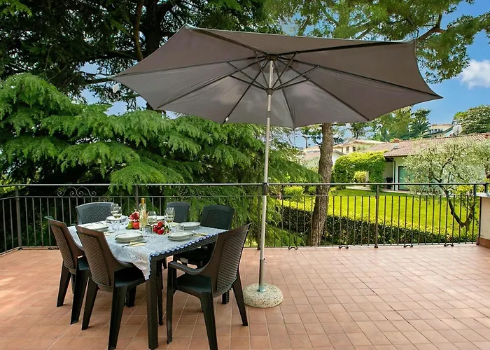 Villa Alberti 900M From Garda Lake Saló