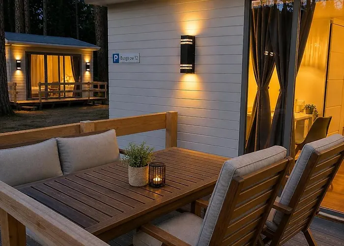 Feriensiedlung Schwalbennest - Premium Bungalow am Strand Dranske