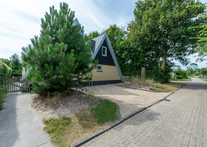 Holiday Home Near Groote Keeten Beach Callantsoog