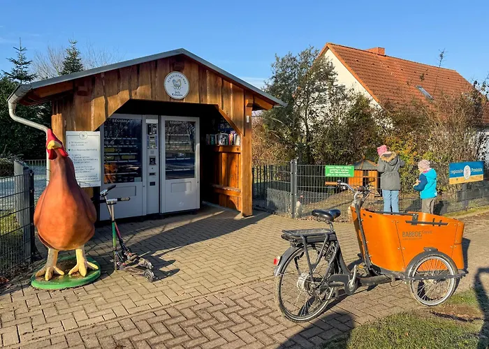 Gruppenhaus Wiesengeflüster - familienfreundlich, strandnah und mit Garten Röbel