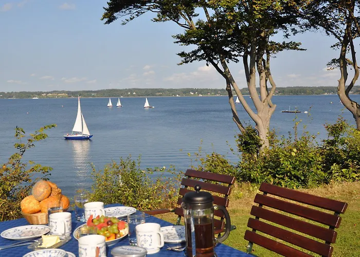 Ferienhaus Meerblick am Yachthafen Glücksburg