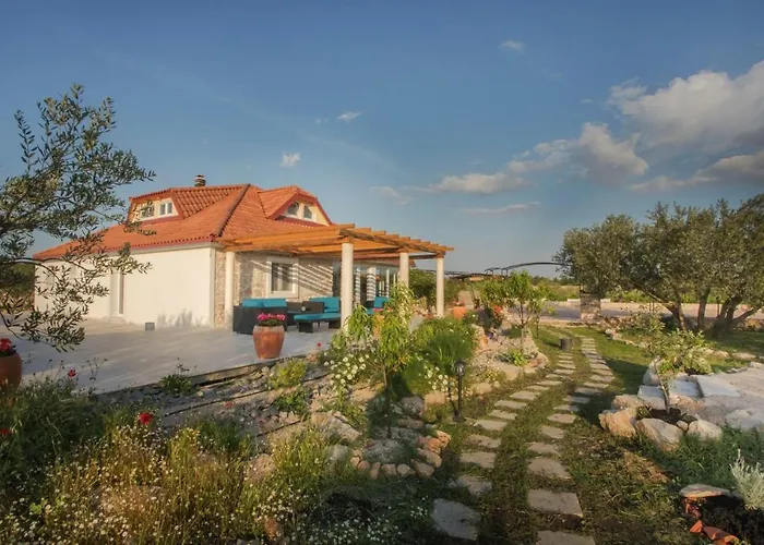 Villa Red Hacienda With Pool Vodice