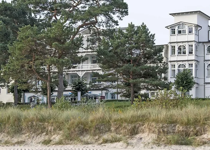 Villa Strandburg F 409 WG 10 mit Balkon und Meerblick Binz
