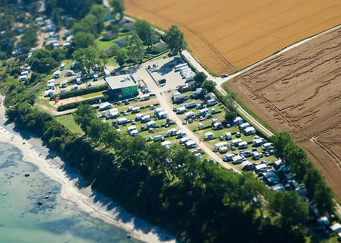 Knaus Camping- und Ferienhauspark Rügen Altenkirchen 