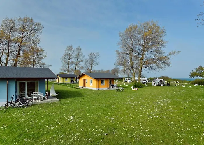 Knaus Camping- und Ferienhauspark Rügen Altenkirchen 